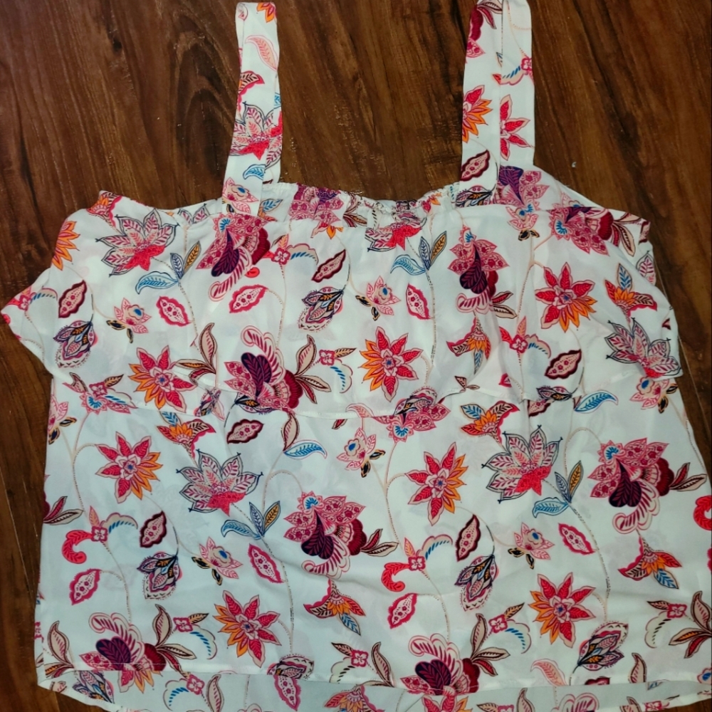 Women's Loft white flowered tank top NWT Med